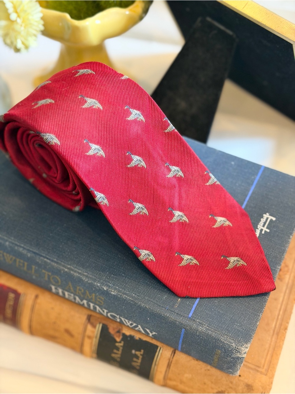 Vintage 80’s Robert Talbot Carmel By The Sea Pebble Beach Silk Tie. Mallard